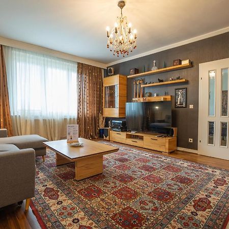 Apartment With A Balcony - 15 Min To City Center Vídeň Exteriér fotografie